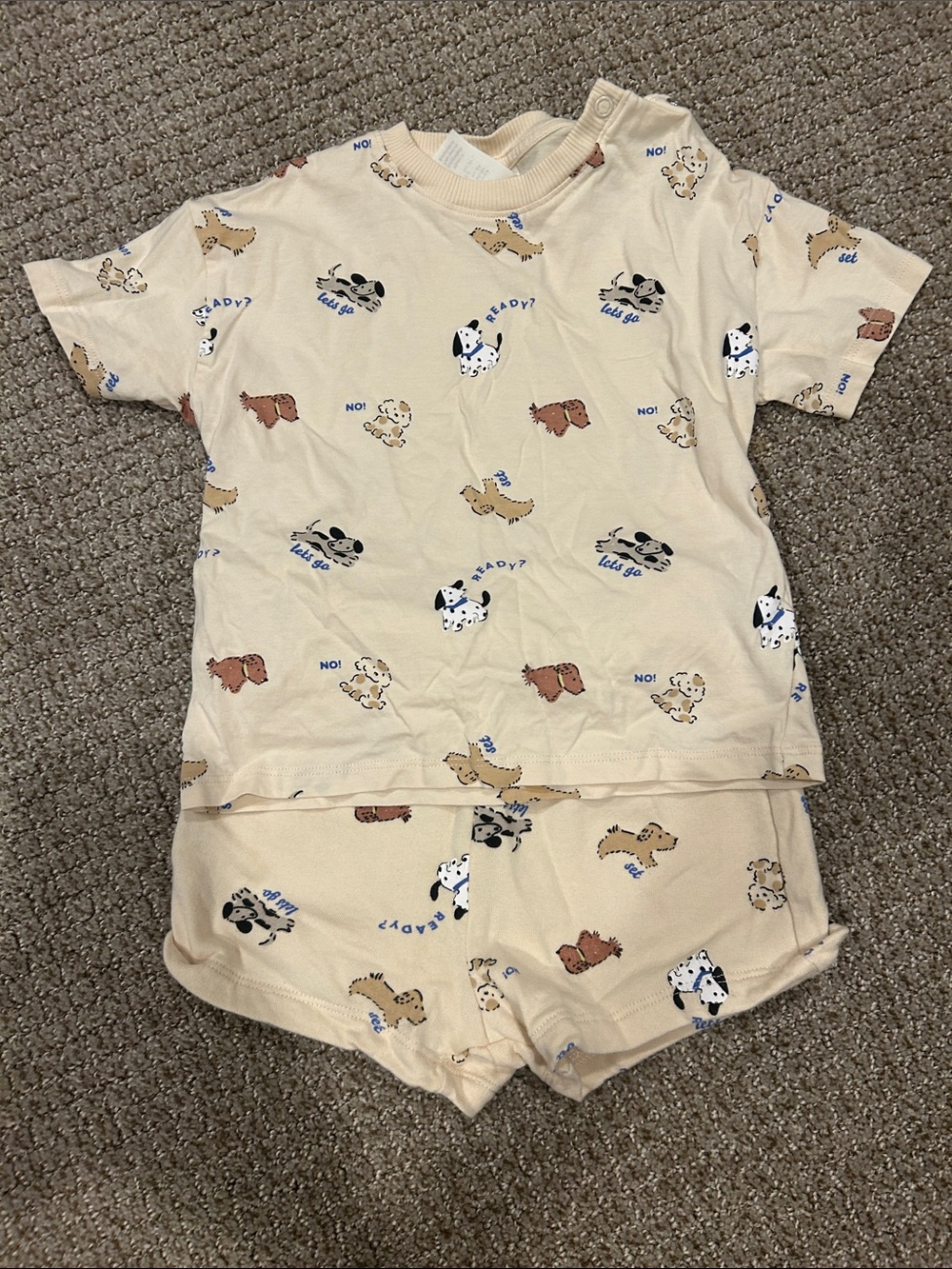 HM boys Kids Cream Puppy Print Short Pajama Set